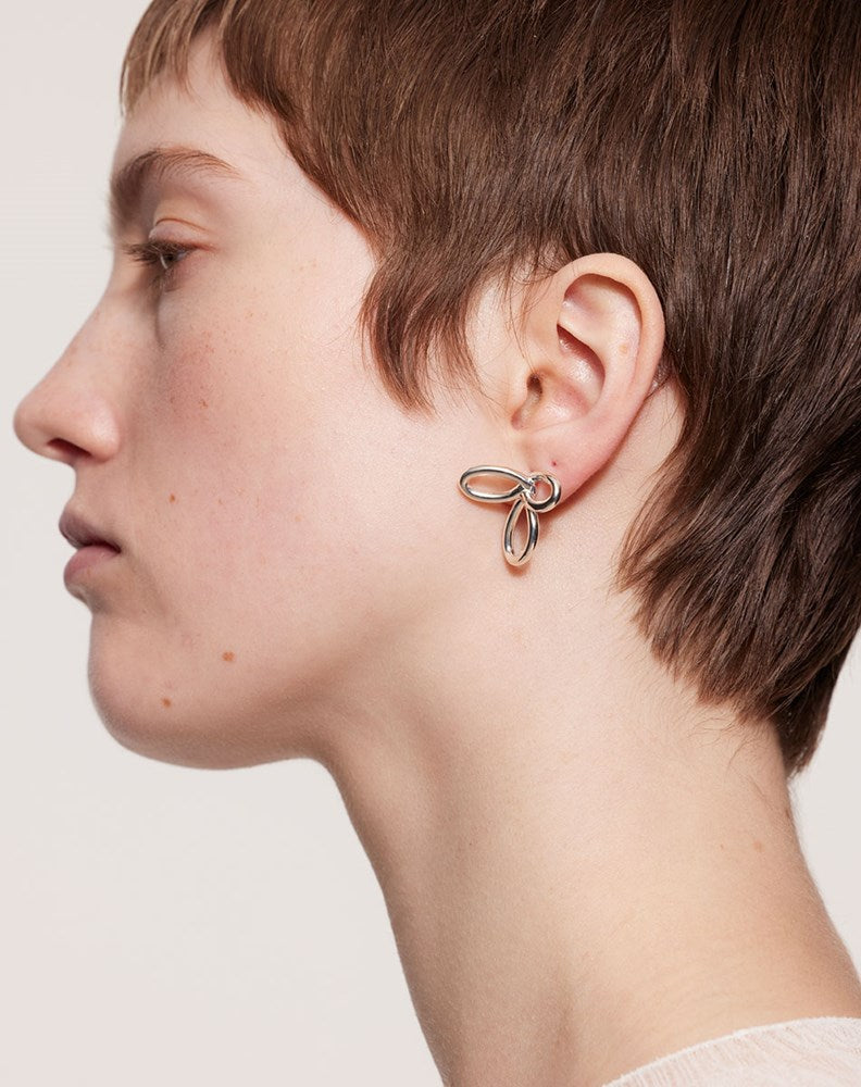 Flower Earrings Medium | 23k Gold Plated – Meadowlark Jewellery