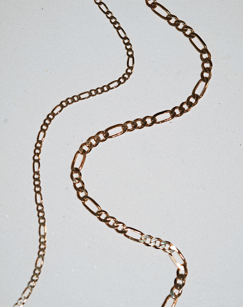 Figaro Fine Chain Bracelet | 23k Gold Plated – Meadowlark Jewellery