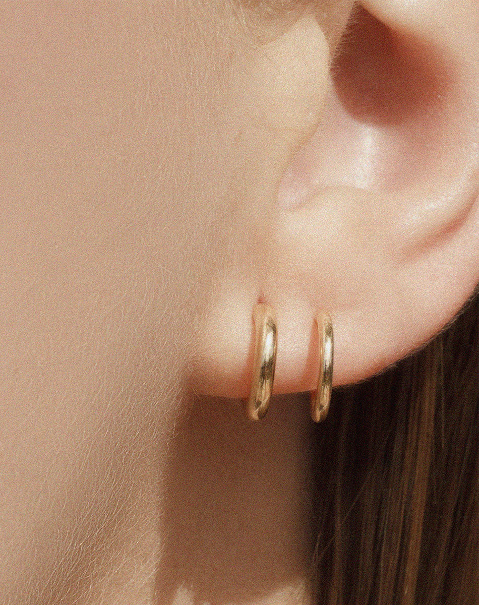 Gold hoop earrings nz store