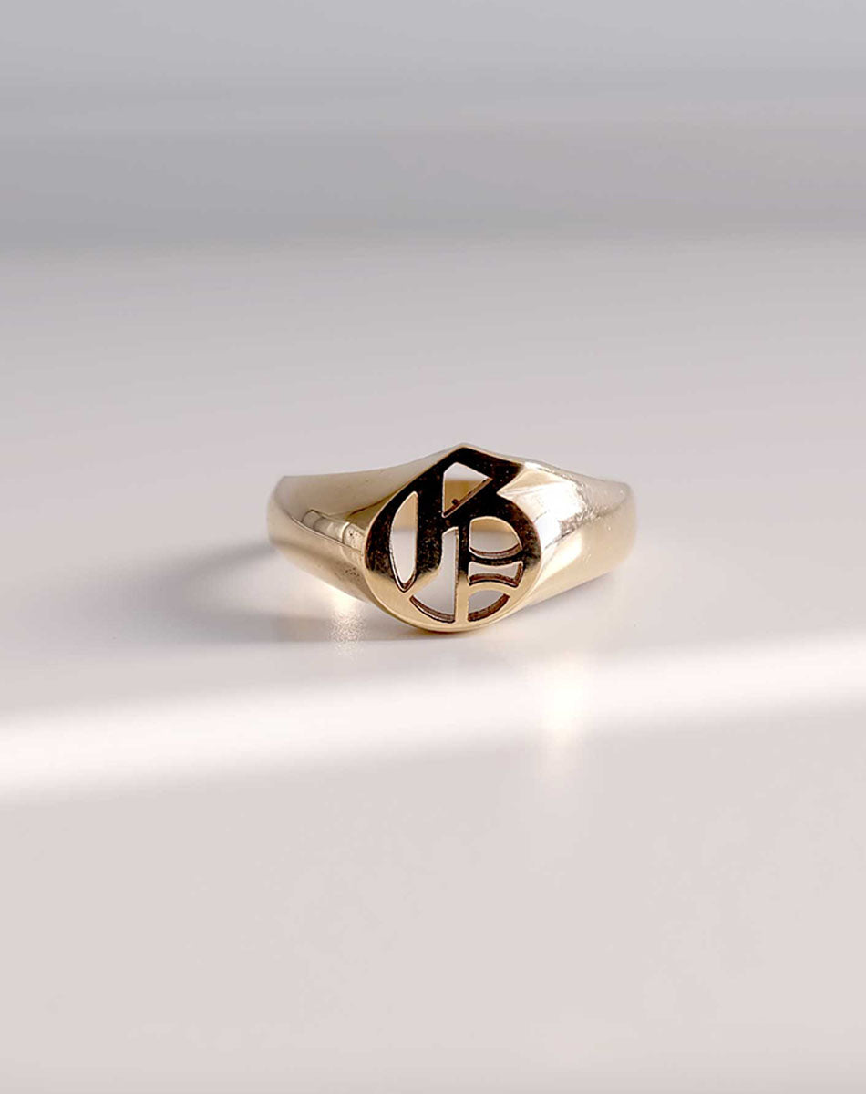 K signet sale ring