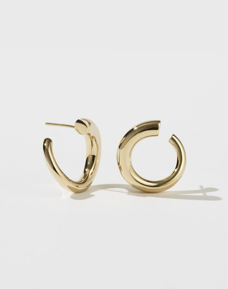 Wave Earrings Medium | 9ct Solid Gold – Meadowlark Jewellery