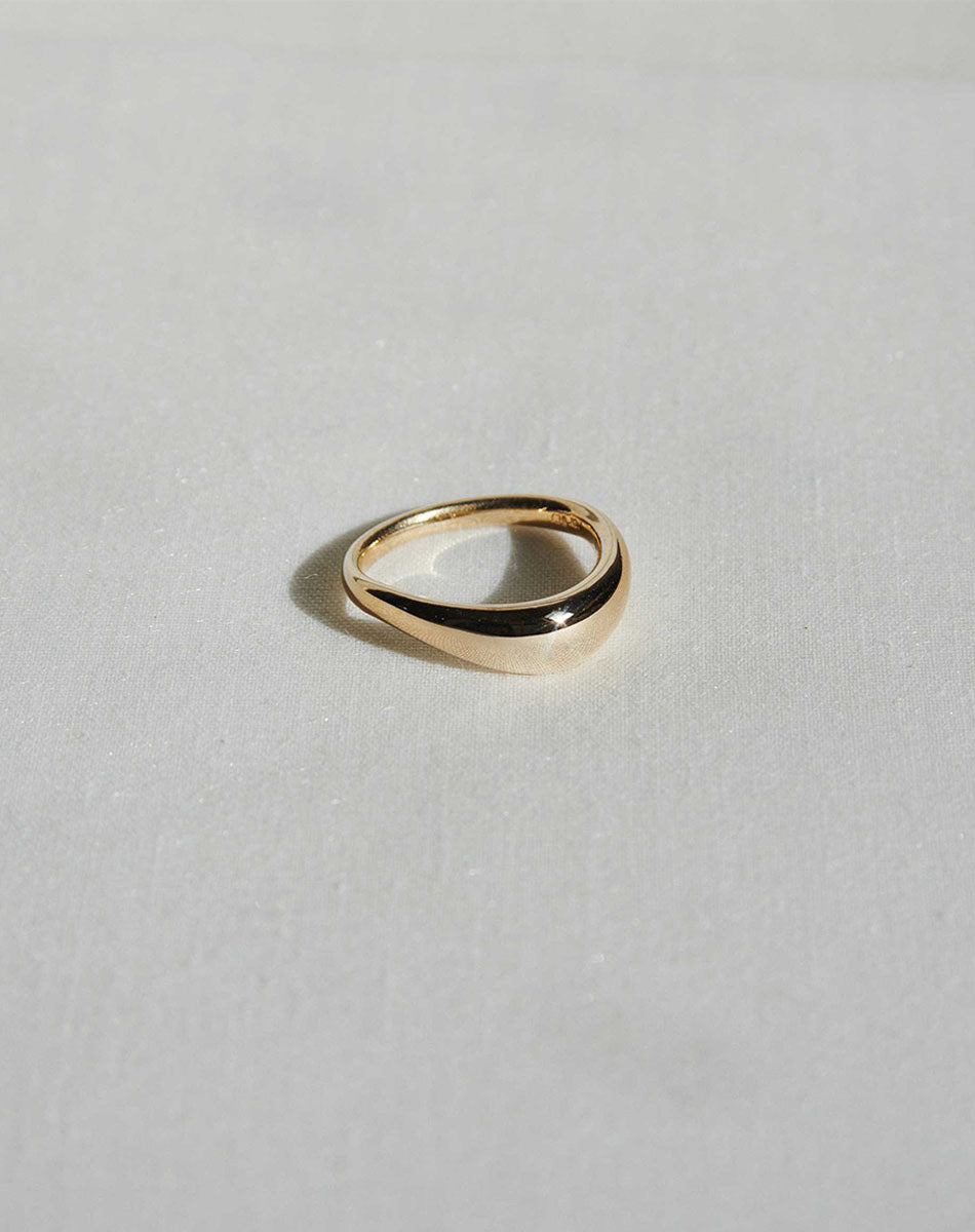 Claude Band Plain | 9ct Yellow Gold