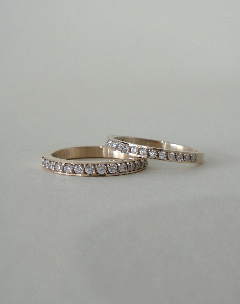 Bella Eternity Band | 14ct White Gold