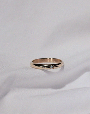 Diamond Star Band Round | 9ct Yellow Gold
