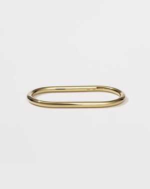 A gold-plated double ring with a minimalist round and endless band design, 2.5mm in width