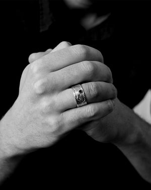 Eagle Band | 9ct Yellow Gold