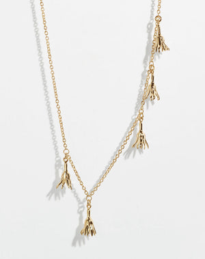 Meadowlark Jewellery’s Magda Five Charm Necklace in 23k Gold Plated Sterling Silver or 9ct Yellow Gold. Five delicate, bell-shaped flower charms suspended from a fine diamond curb chain. A poetic celebration of growth, transformation, and the eternal rhythm of nature. A statement of quiet strength and beauty. From the Dreams collection.