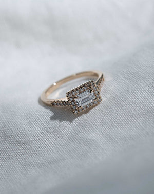 Arizona Ring Petite | 9ct White Gold