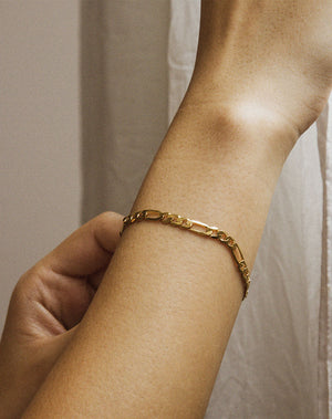 Figaro Wide Chain Bracelet | Sterling Silver
