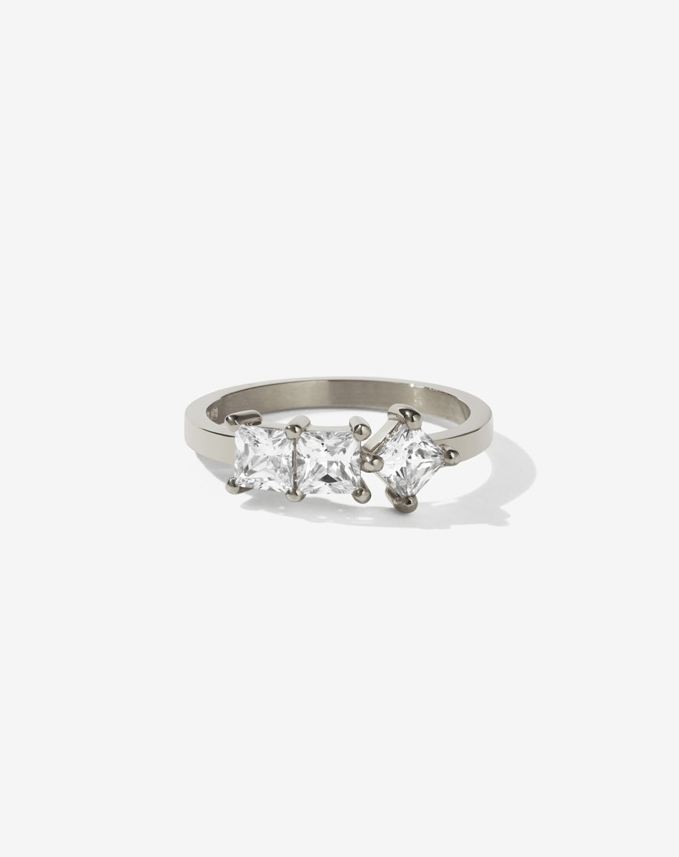 Shop – Imogen Ring | 9ct White Gold - Meadowlark Jewellery