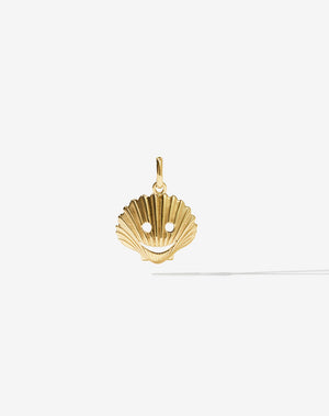 Nell Shell Charm | 23k Gold Plated