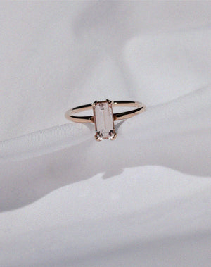 Paloma Ring | 9ct White Gold