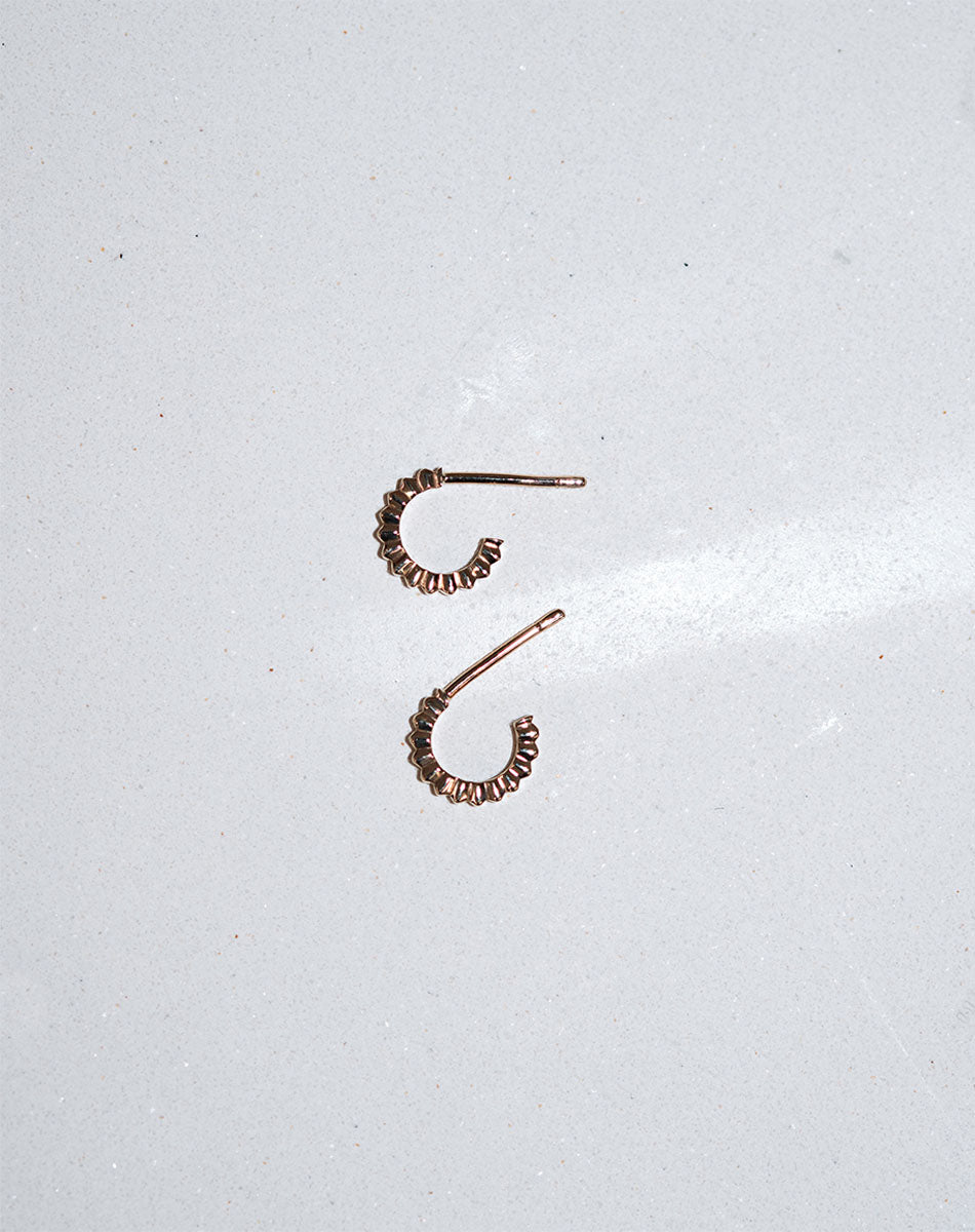 Solaire Hoops Small | 23k Gold Plated