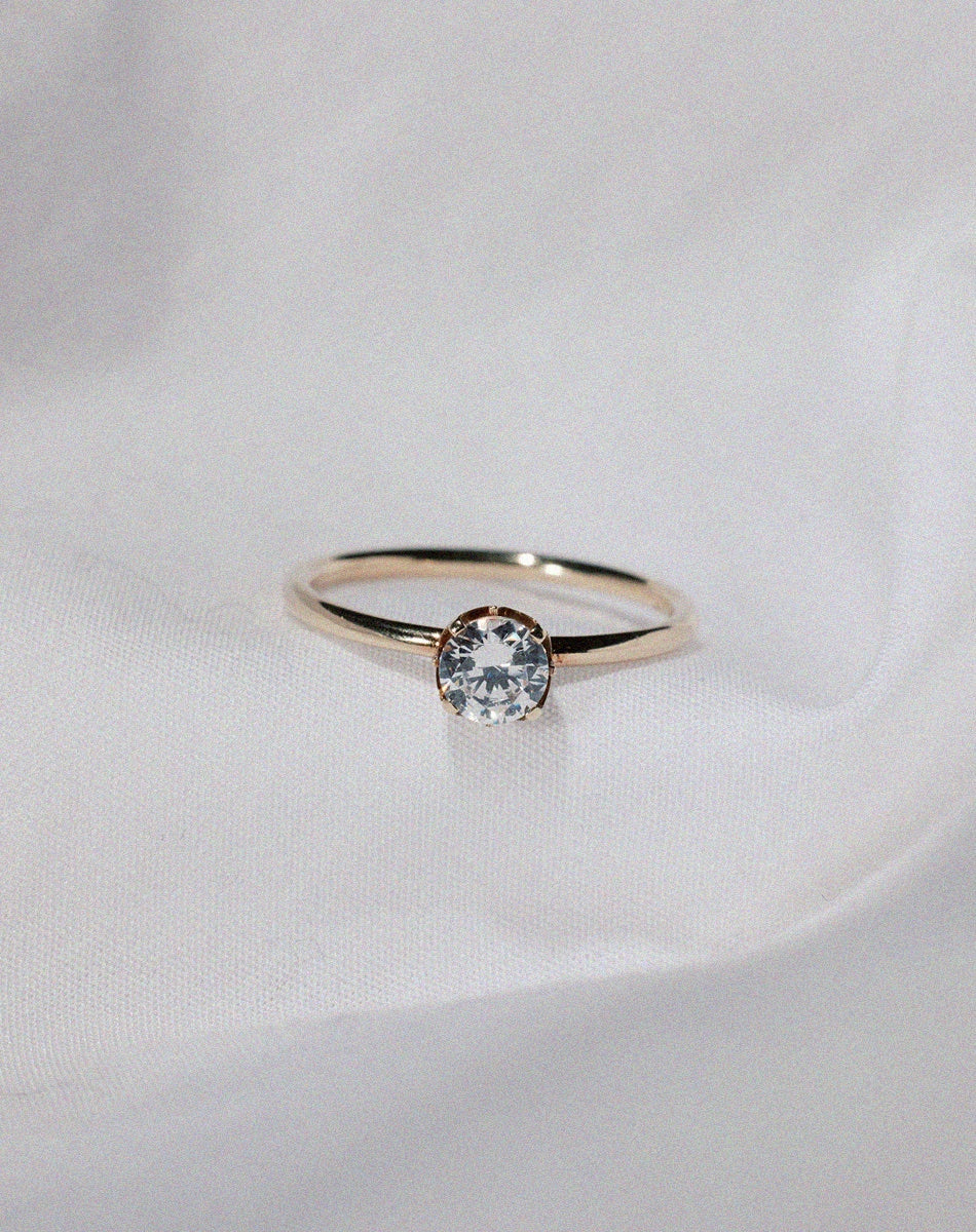 Signature Solitaire Ring | 9ct White Gold