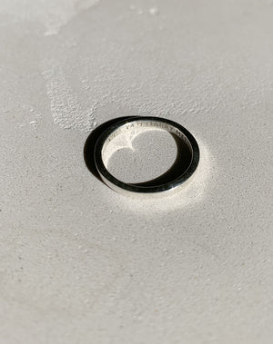 Stand In Ring with Stone | 9ct Yellow Gold