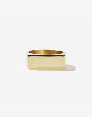 A rectangular signet ring in 9ct yellow gold, viewed from the front 